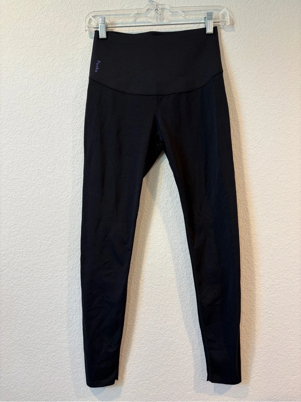 Fanka Women’s Black Reversible Body Sculpt 7/8 Leggings - Est Small - Picture 6 of 10